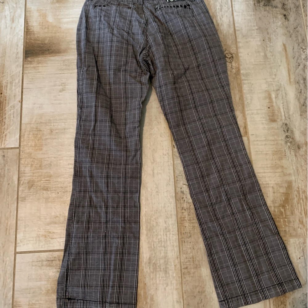 Glo jeans